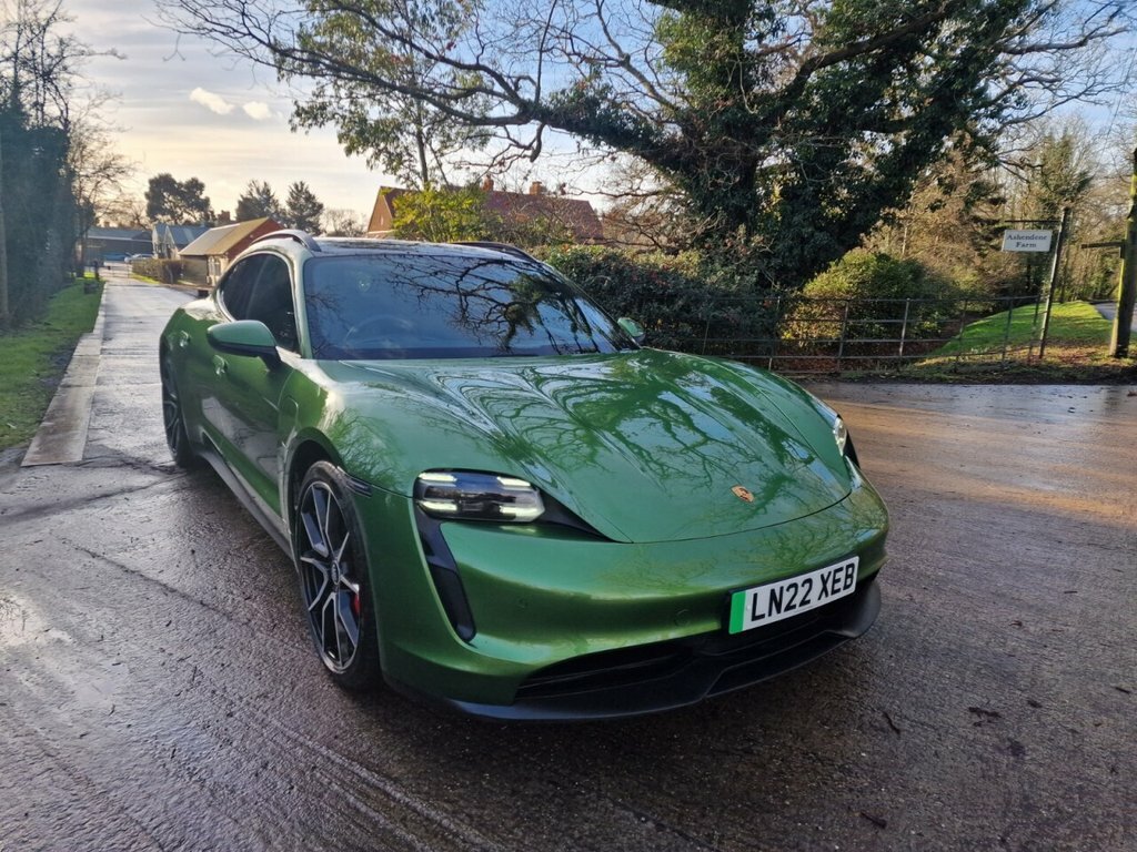 Porsche Taycan Estate LN22XEB Green #3