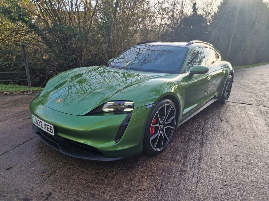 Porsche Taycan Estate LN22XEB Green #4