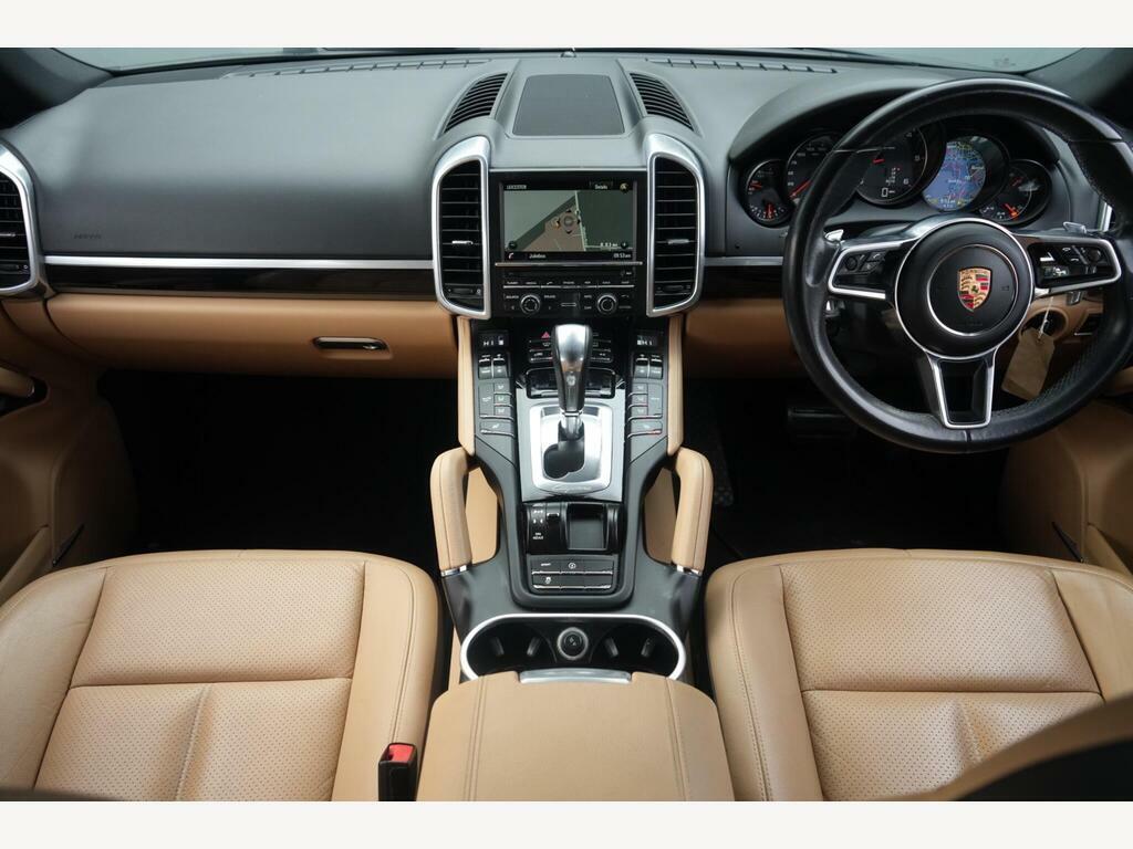 Porsche Cayenne 3.0 Td V6 Tiptronics 4Wd Euro 6 S S CK64UYE Black #2