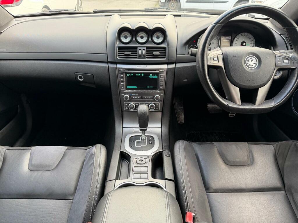 Vauxhall VXR8 Saloon Vxr8 2009 Red #4