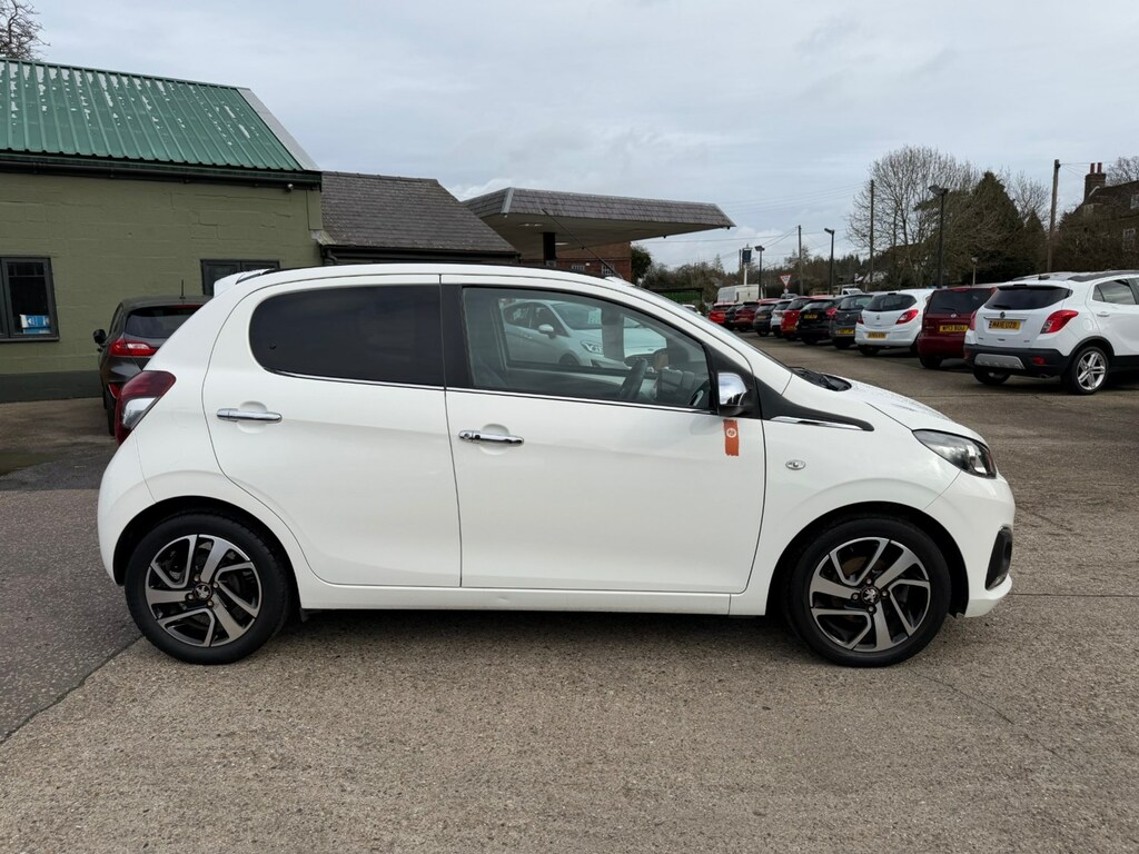 Peugeot 108 1.2 Puretech Roland Garros RX66OCR White #2