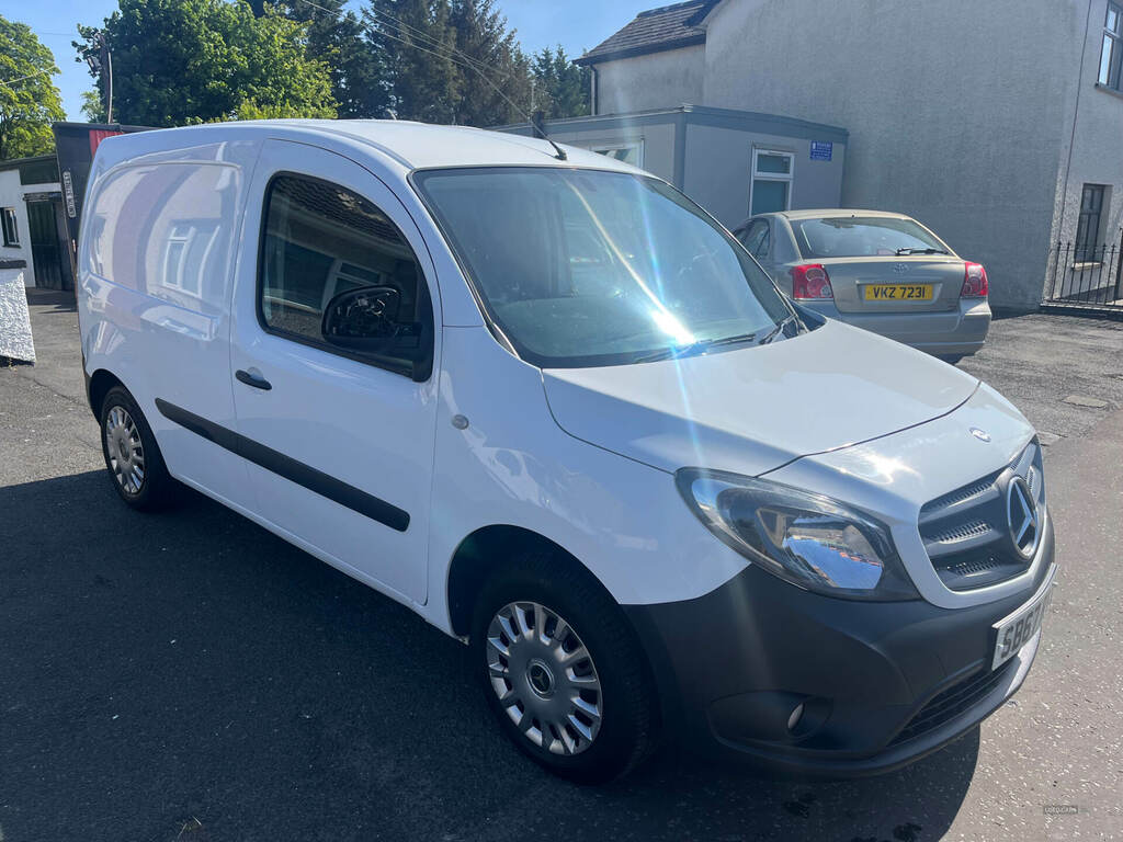 Mercedes-Benz CITAN 109Cdi Blueefficiency Van White