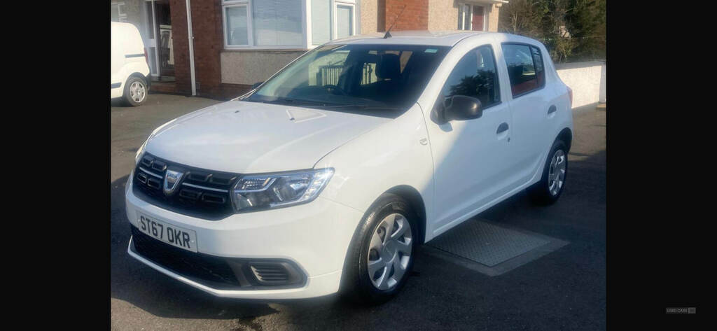 Dacia Sandero 1.0 Sce Ambiance ST67OKR White #5
