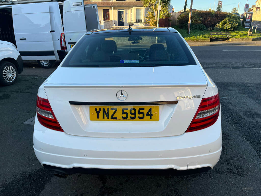 Mercedes-Benz C Class C220 Cdi Blueefficiency Amg Sport Plus YNZ5954 White #5