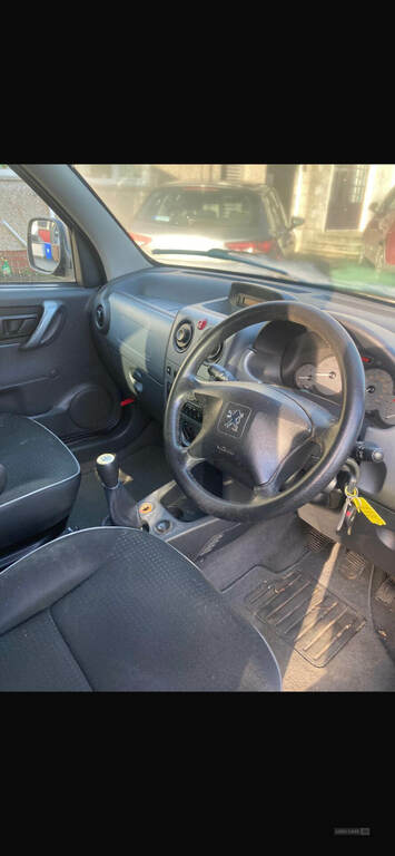 Peugeot Partner 1.6 Hdi Escapade Grey #8