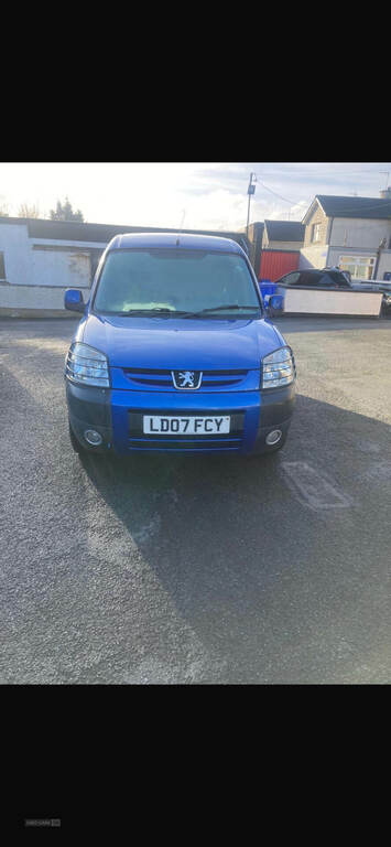 Peugeot Partner 1.6 Hdi Escapade Grey #5