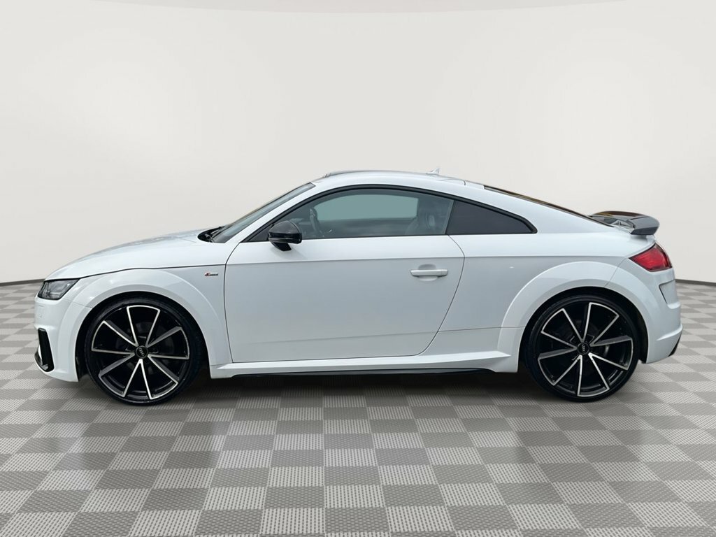 Audi TT 2L Black Edition LS20PJY White #6