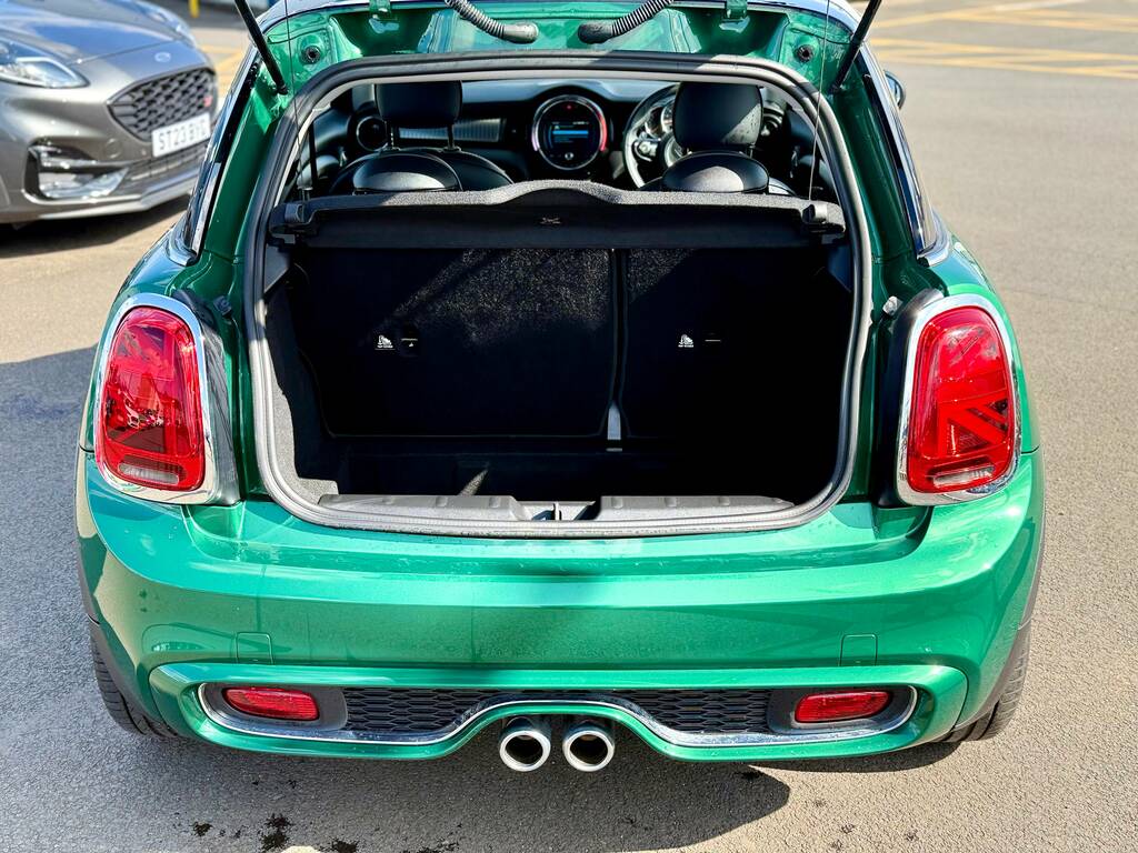 Mini Hatch 2.0 Cooper S Exclusive Hatchback Steptr Green #6