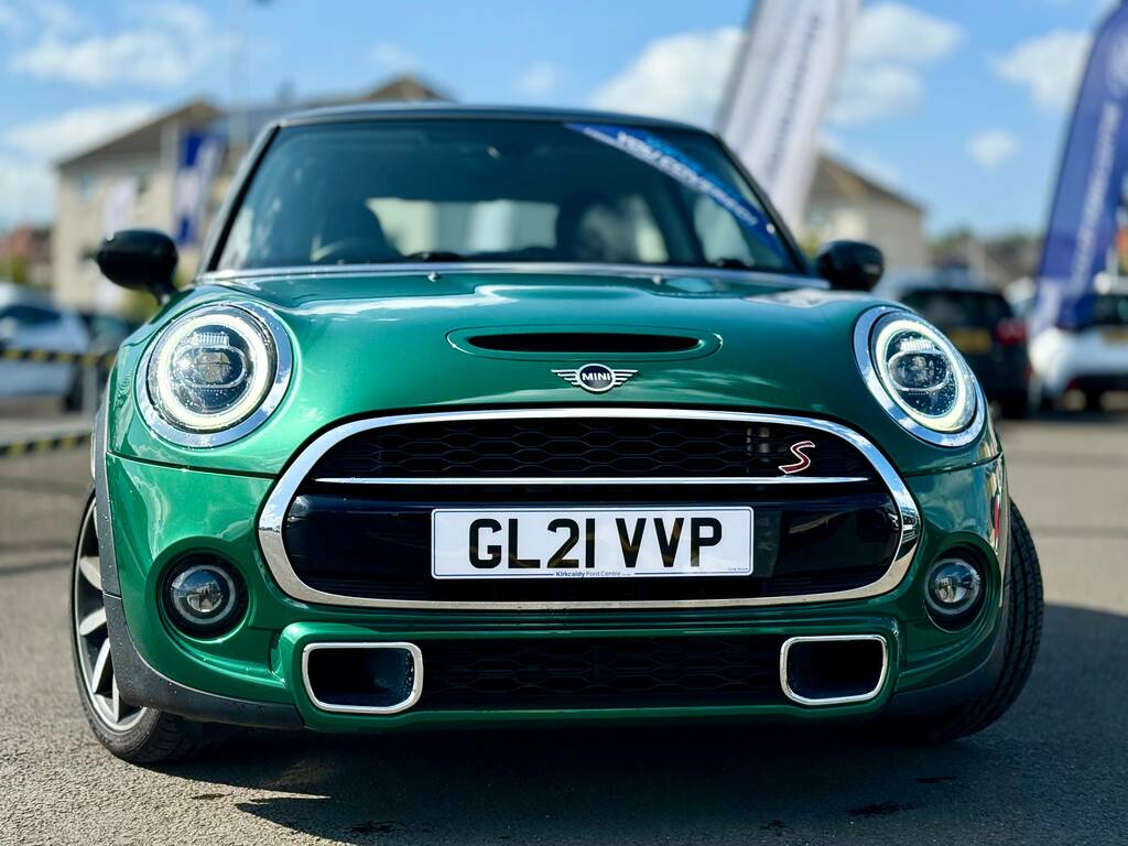 Mini Hatch 2.0 Cooper S Exclusive Hatchback Steptr Green #2