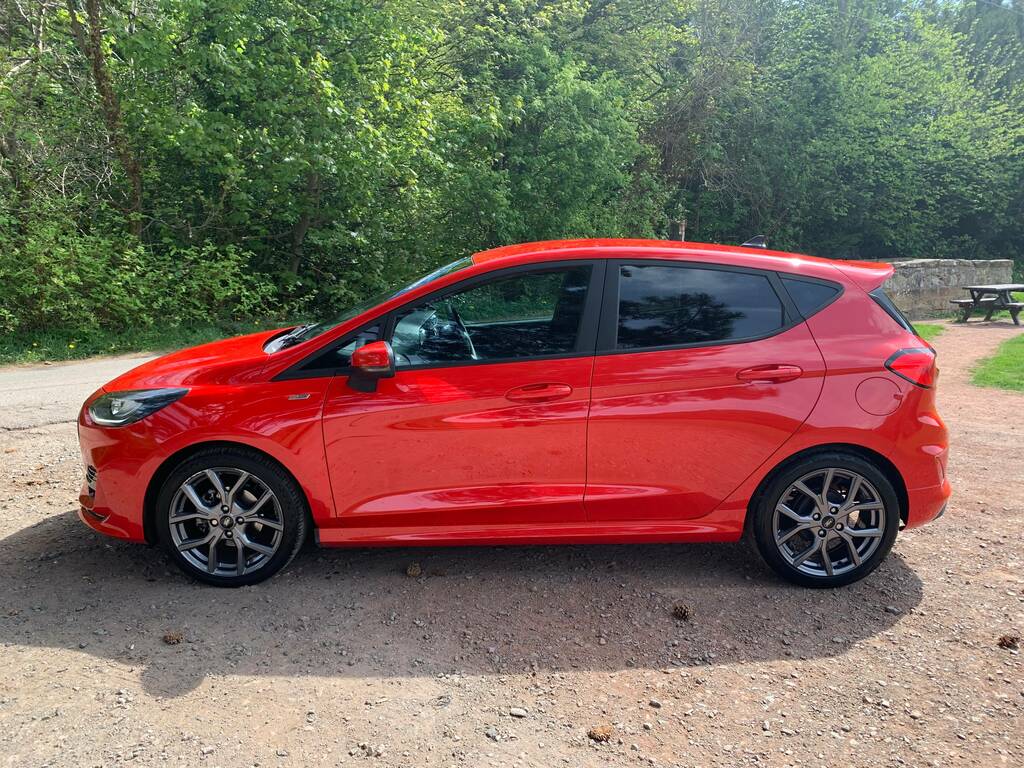 Ford Fiesta 1.0 Ecoboost Hybrid Mhev 125 St-line Edition YP23HKZ Red #2