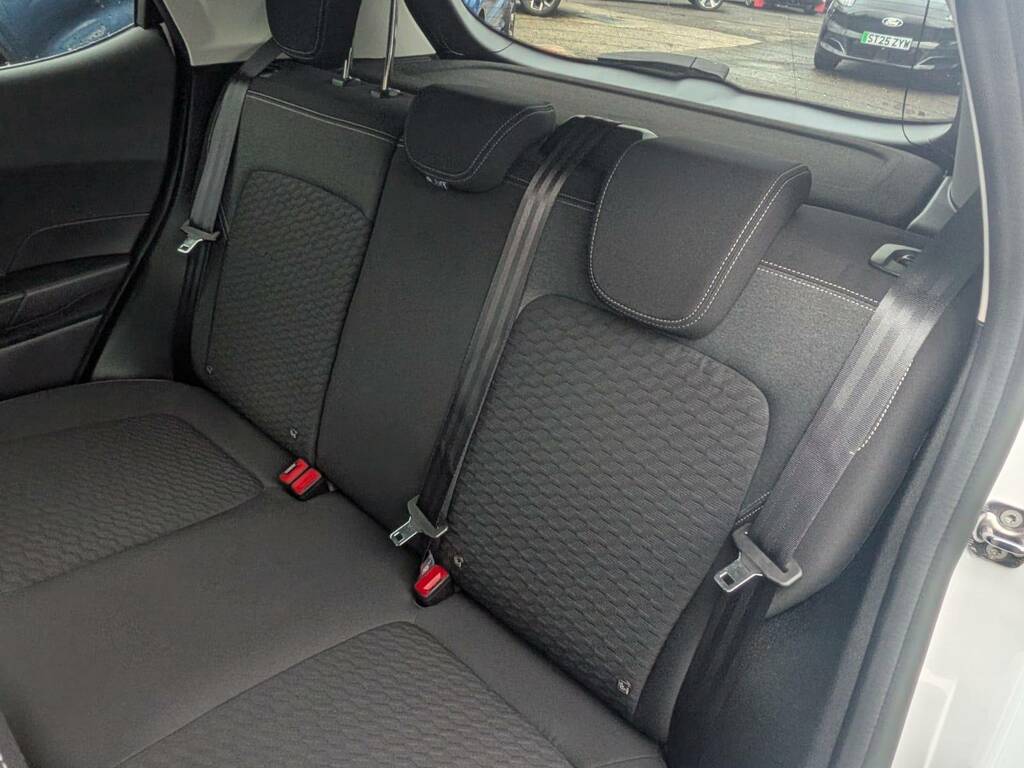 Ford Fiesta Titanium 1.0 100Ps ST72DXZ White #4