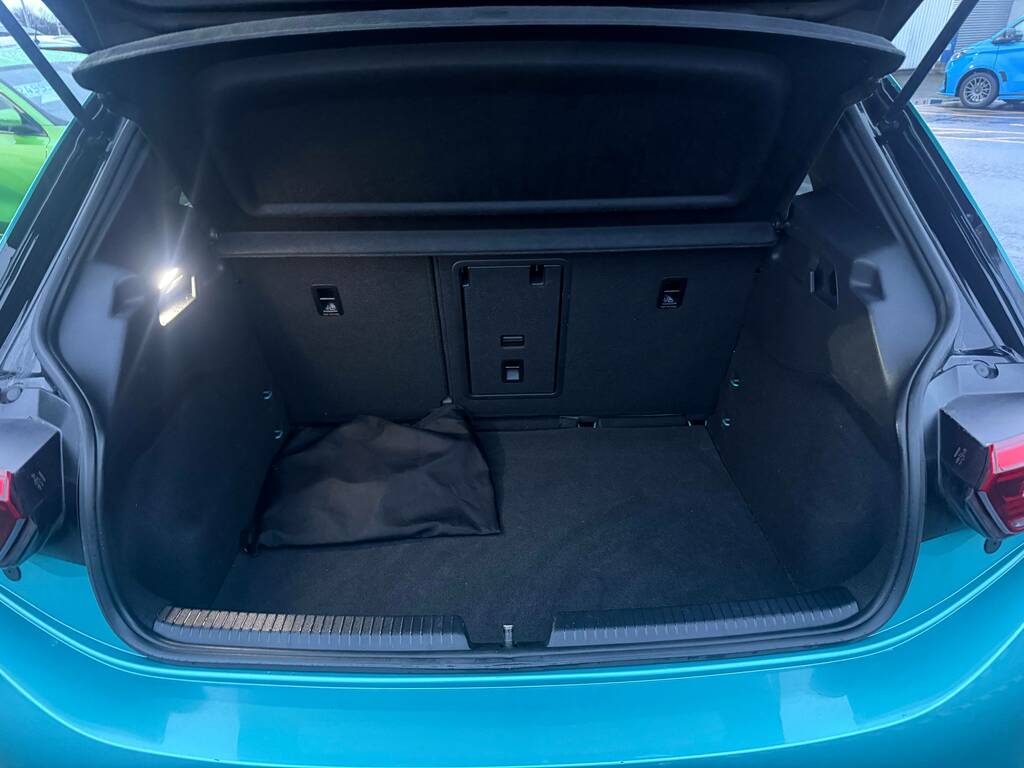 Volkswagen ID.3 Pro Performance 58Kwh Business Hatchback Elect SL21LSJ Blue #6