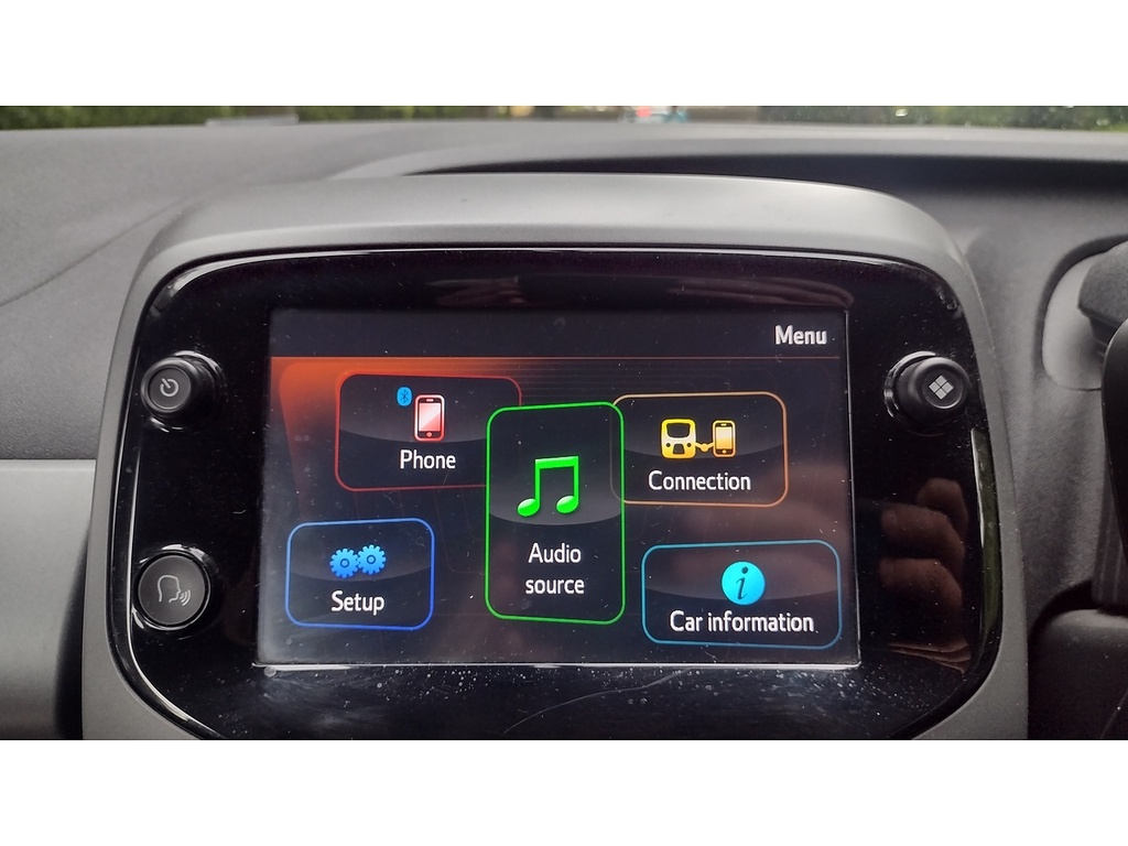 Toyota Aygo Vvt-i X-play FG71HDK Black #2