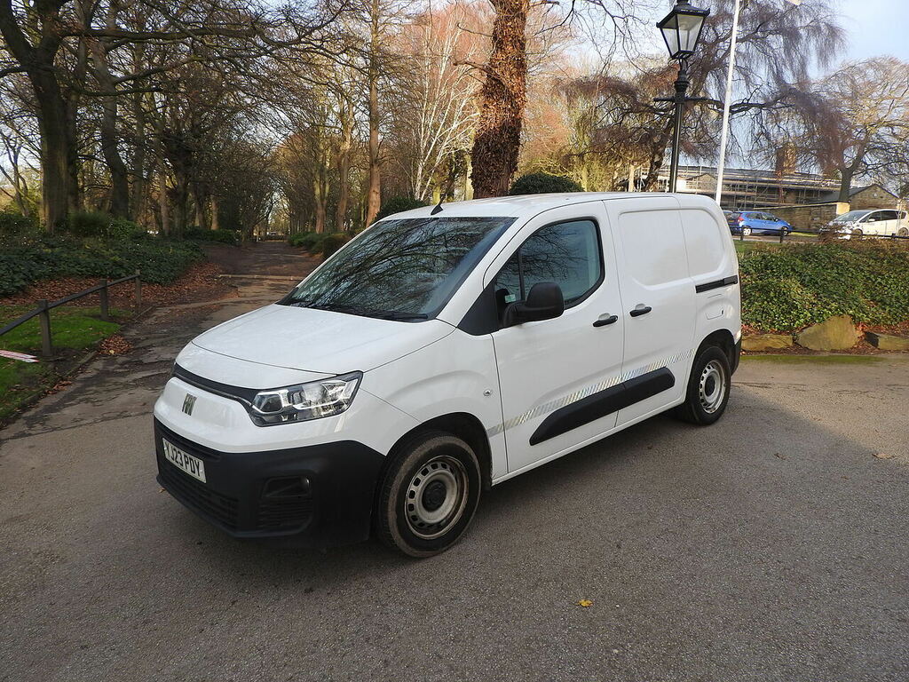Fiat Doblo 1.5 Bluehdi 650Kg Panel Van Swb YJ23PDY White #3