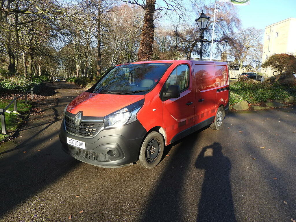Renault Trafic 2.0 Dci Energy 28 Business Panel Van M RO71GBV Red #3