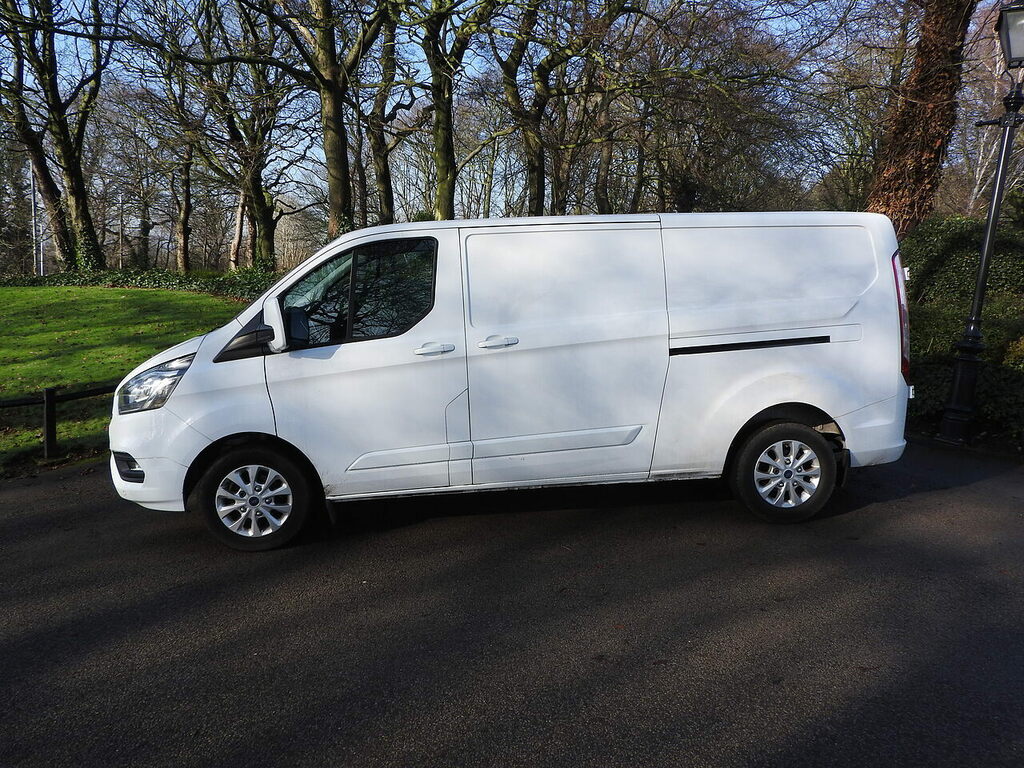 Ford Transit Custom 300 2.0 300 Ecoblue Limited Panel Van M HT21JYK White #4
