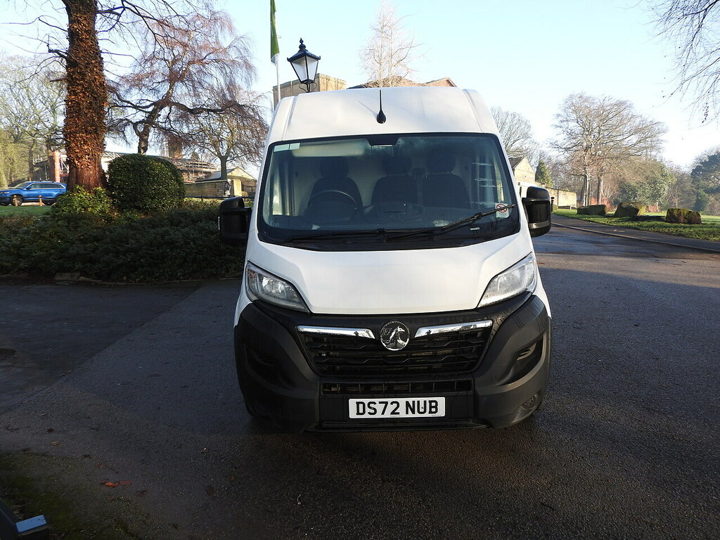 Vauxhall Movano Cdti 3500 2.2 Cdti 3500 Biturbo Dynamic Panel Van White