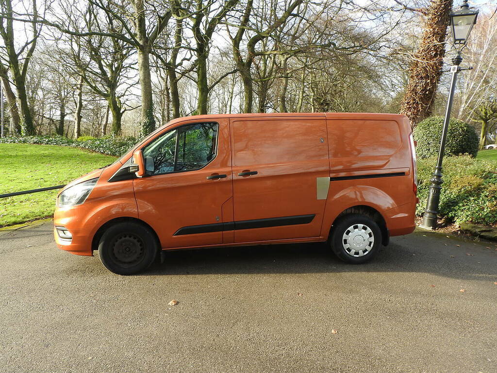 Ford Transit Custom 280 2.0 280 Ecoblue Trend Panel Van Aut EJ20VNY Orange #3