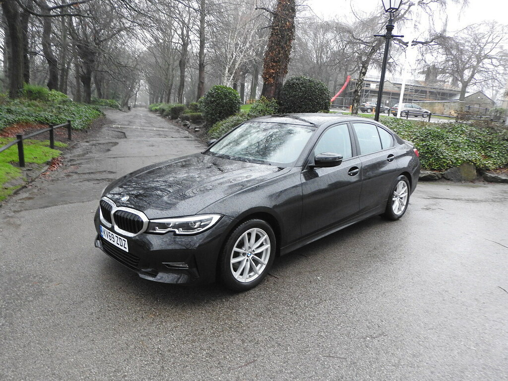BMW 3 Series 320D Se KV69ZDZ Black #3