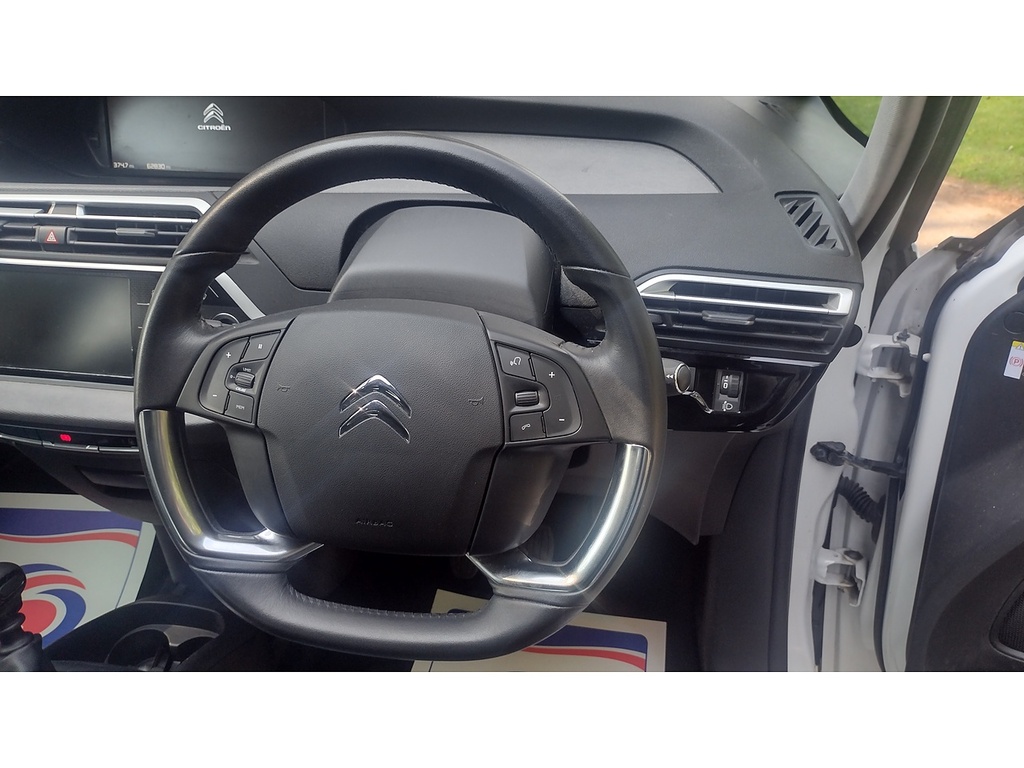 Citroen Grand C4 SpaceTourer Puretech Feel MX19BZG White #6