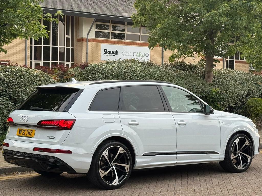 Audi Q7 3.0 Tdi V6 50 Black Edition Tiptronic Quattro Euro WF21THZ White #3