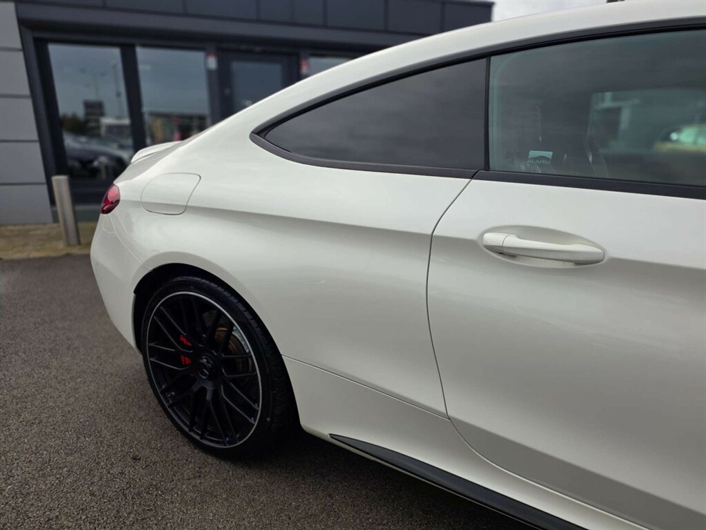 Mercedes-Benz C Class 4.0 Amg C 63 S LM70GZC White #3