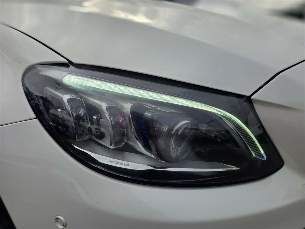 Mercedes-Benz C Class 4.0 Amg C 63 S LM70GZC White #2