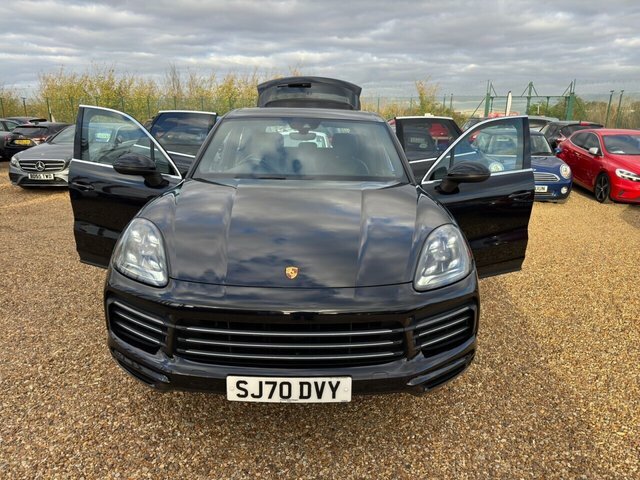 Porsche Cayenne 3.0 V6 E-hybrid 17.9Kwh Suv Plug-in Hyb SJ70DVY Black #5