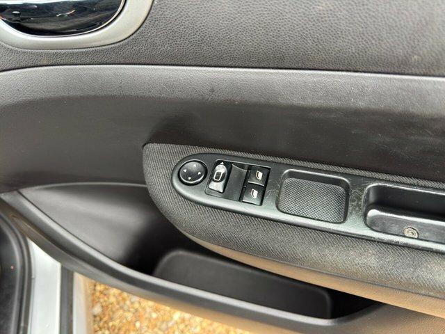 Peugeot 307 1.4 Rapier Silver #24