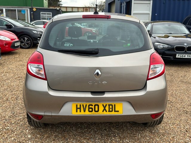 Renault Clio 1.5 Dci Dynamique Tomtom Hatchback Manu Beige #6
