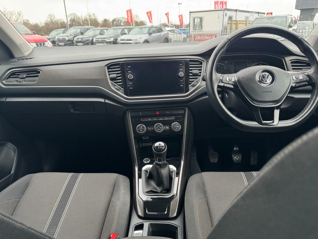 Volkswagen T-Roc 2.0 Tdi Se Euro 6 Ss Black #4