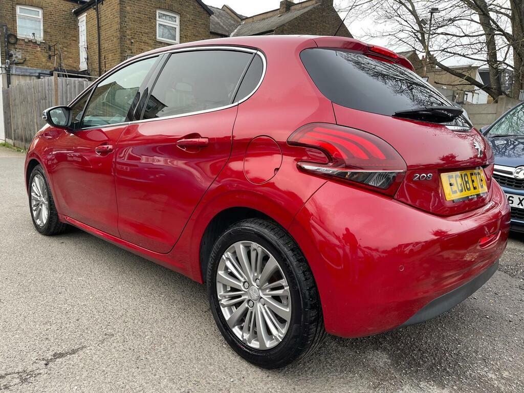 Peugeot 208 1.2 Puretech Allure Eat Euro 6 S S EG18ETD Red #5