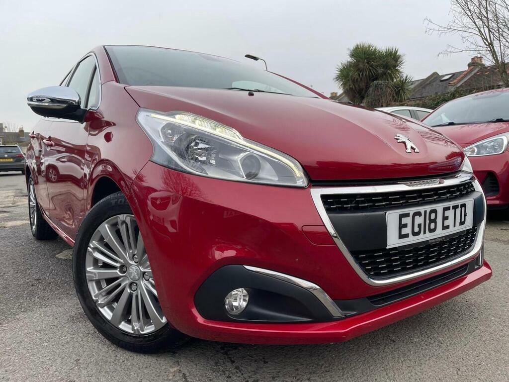 Peugeot 208 1.2 Puretech Allure Eat Euro 6 S S Red