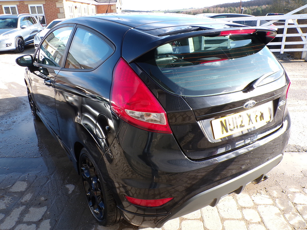 Ford Fiesta Metal Black #6