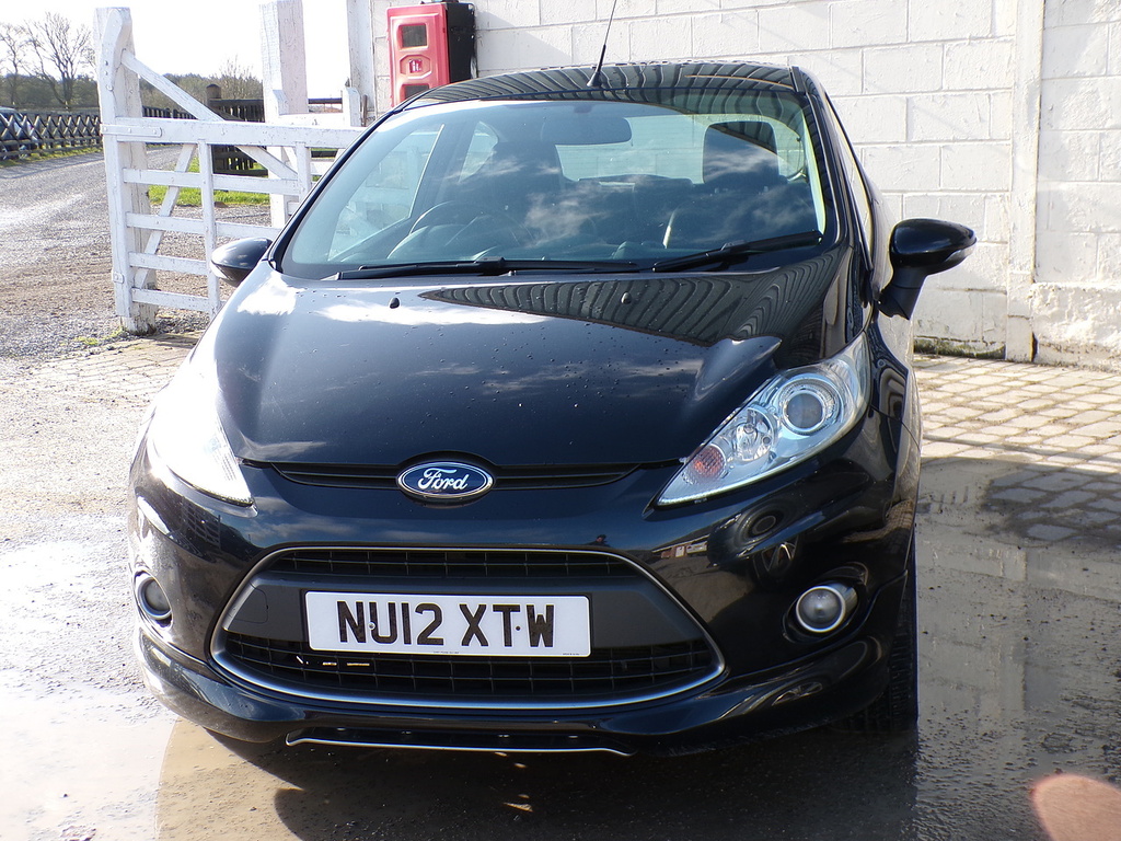 Ford Fiesta Metal Black #3