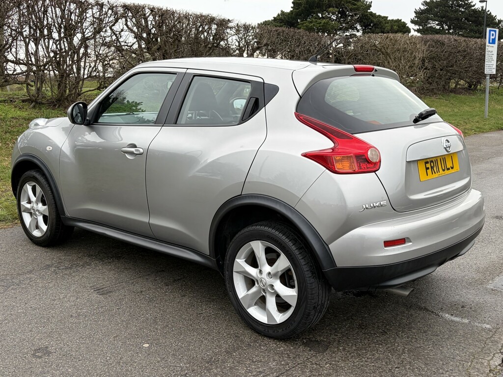 Nissan Juke Suv 1.6 Acenta 2011 FR11ULJ Silver #4