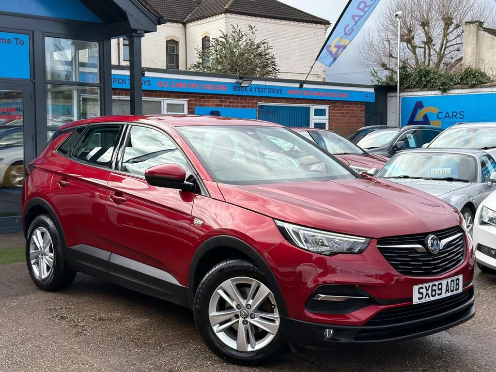 Vauxhall Grandland X Suv 1.5 Turbo D Blueinjection Se Euro 6 Ss Red