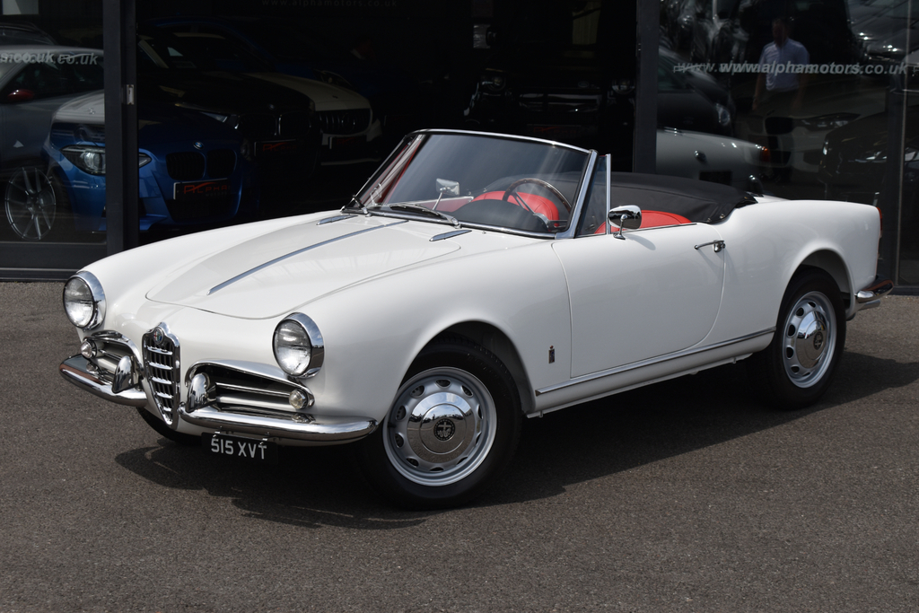 Alfa Romeo Giulietta Spider White #3