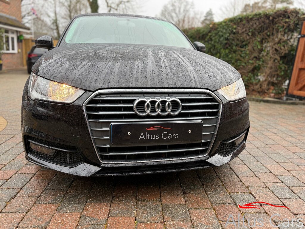 Audi A1 1.0 Tfsi Sport Sportback Euro 6 LV17WMX Black #4