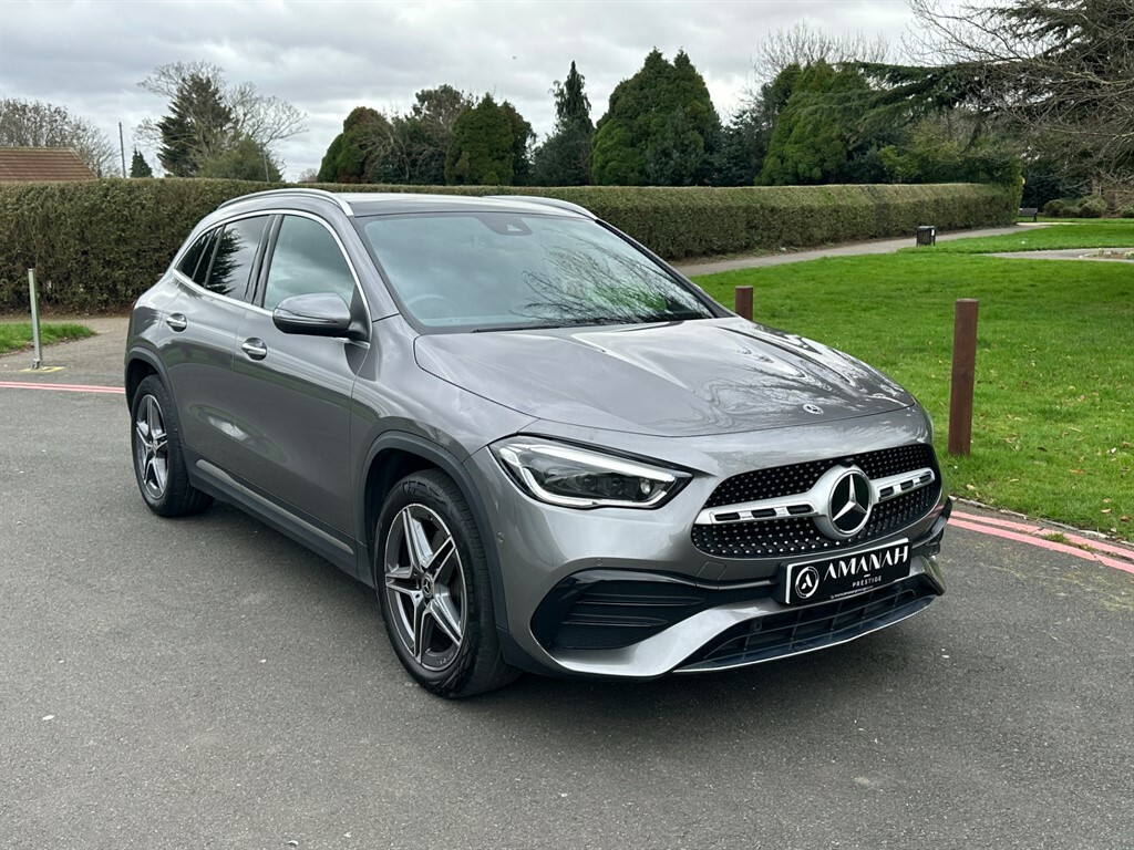 Mercedes-Benz GLA Class D 4Matic Amg Line Premium Plus Grey
