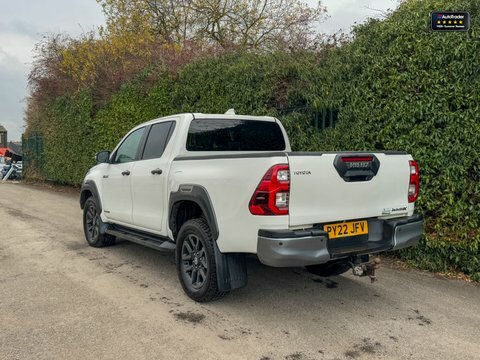 Toyota HILUX Invincible X PY22JFV White #6