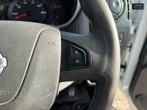 Nissan NV400  White #28