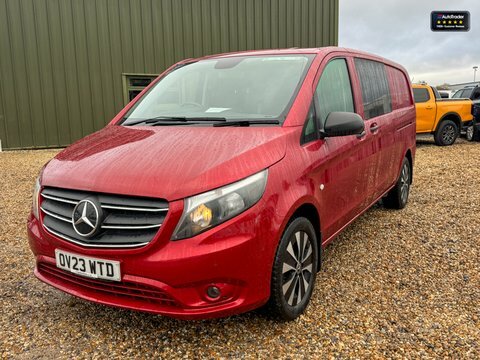 Mercedes-Benz Vito Crew Cab OV23WTD Red #3