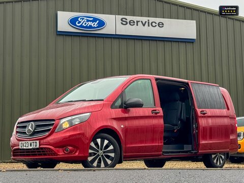 Mercedes-Benz Vito Crew Cab OV23WTD Red