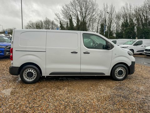 Toyota PROACE Swb L1h1 Low White #5