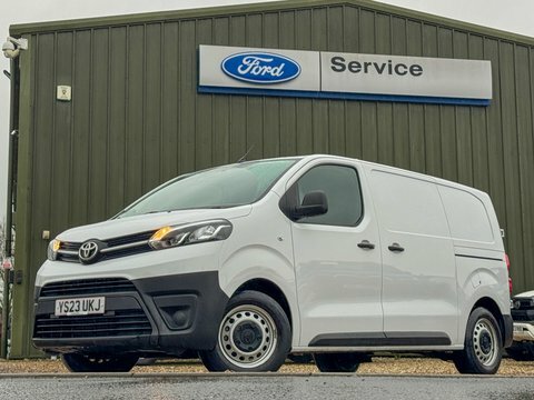 Toyota PROACE Swb L1h1 Low White