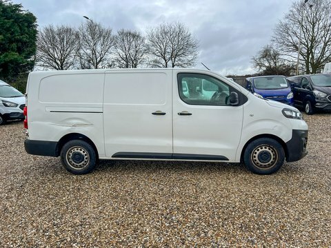 Vauxhall Vivaro Lwb L2h1 2900 VE69JWN White #5