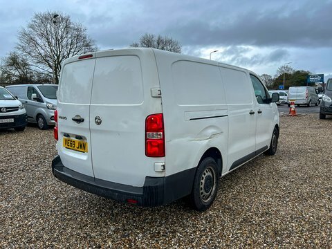 Vauxhall Vivaro Lwb L2h1 2900 VE69JWN White #6