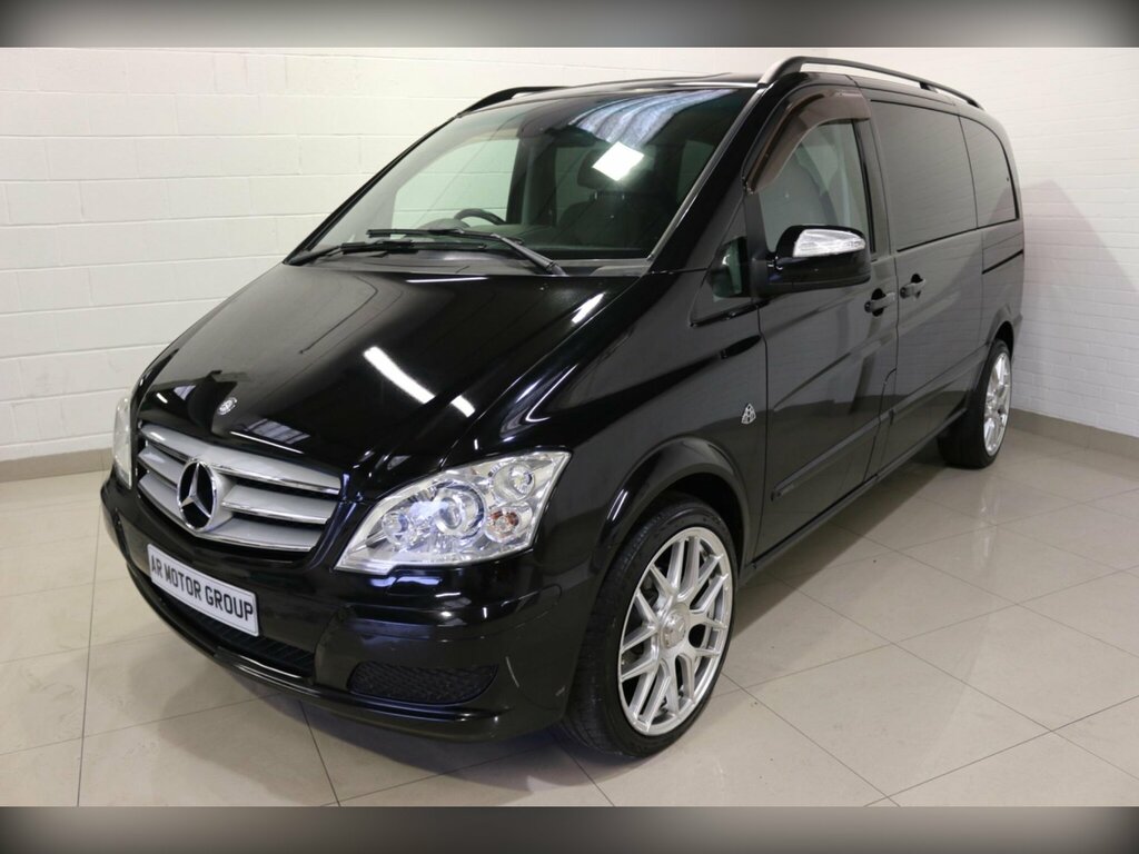 Mercedes-Benz Viano 3.5 V6 Ambiente Mpv Black #3
