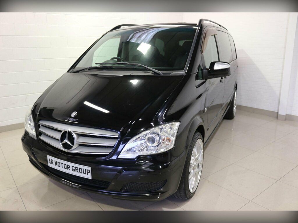 Mercedes-Benz Viano 3.5 V6 Ambiente Mpv Black #4